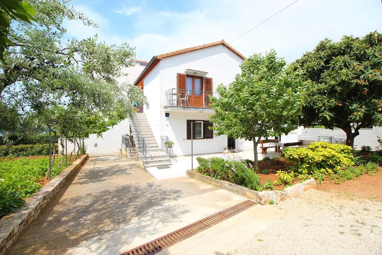 Casa Lidija contacts